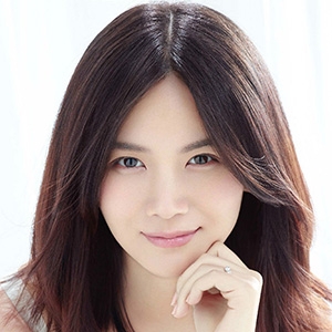 曹曦文的英文名