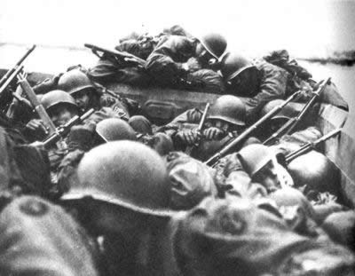 美军横渡莱茵河(转自：历史上的今天。com)