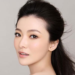 殷宝莹的英文名