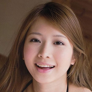 郑佳甄的英文名